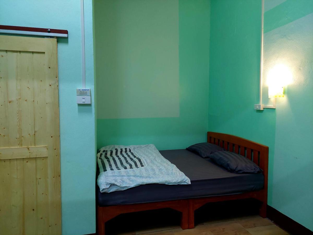 Jaisabai Homestay Mae Ai Exteriör bild
